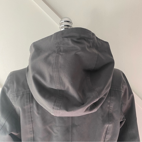 Patagonia Waterproof Jacket with Hood - XS - Picture 8 of 17